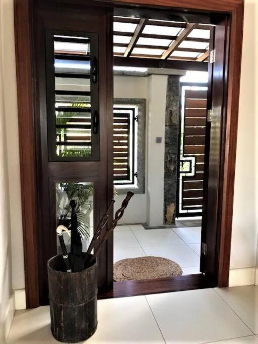 Apartamento Wozamoya Rivière Noire Exterior foto