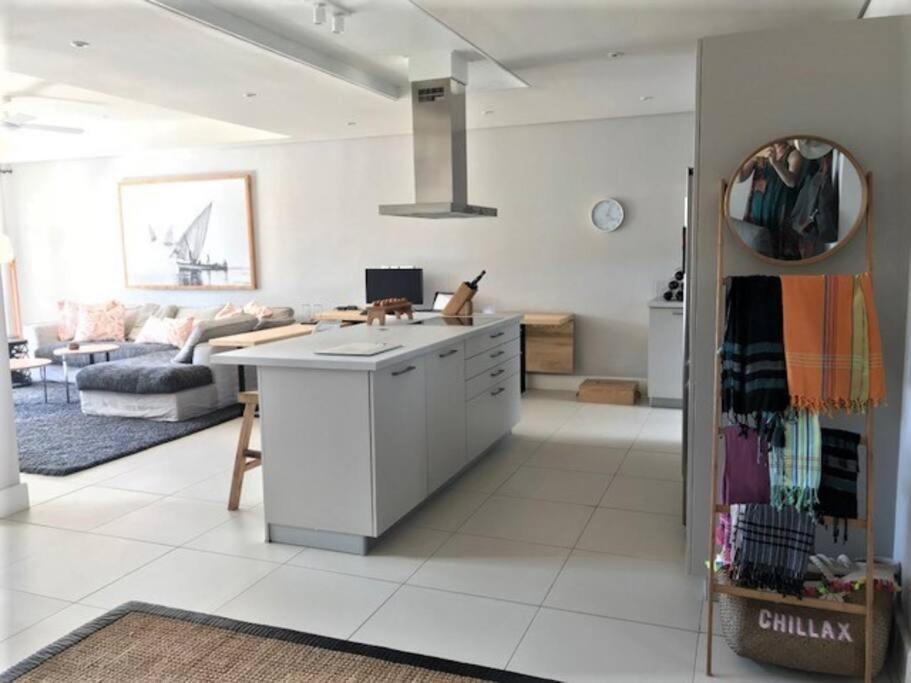 Apartamento Wozamoya Rivière Noire Exterior foto