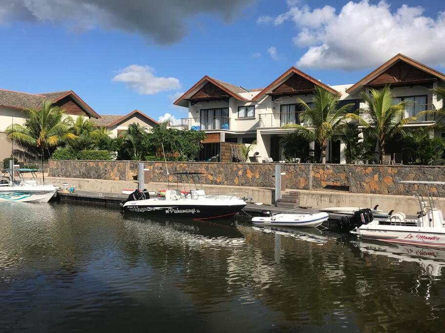 Apartamento Wozamoya Rivière Noire Exterior foto