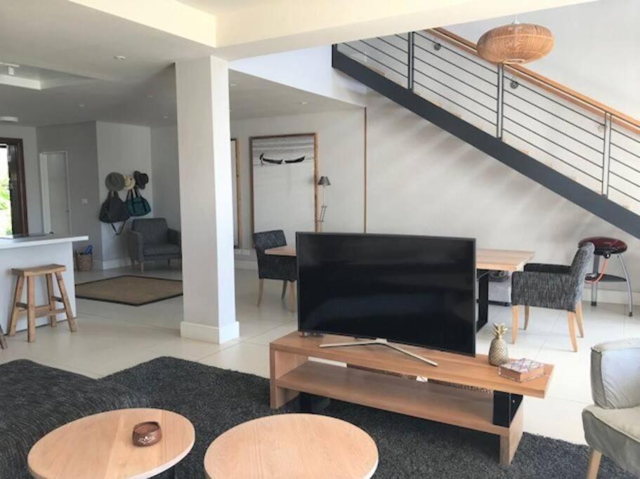 Apartamento Wozamoya Rivière Noire Exterior foto